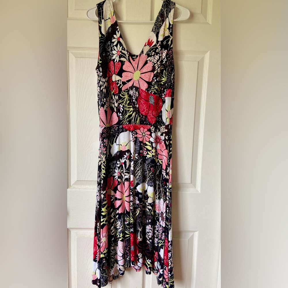 Salaam dress- tank top fit, super soft and comfortable.